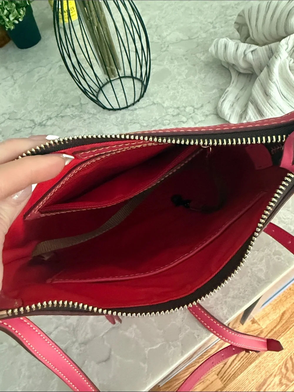 Dooney & Bourke Florentine pocket Crossbody Bag - Picture 7 of 9